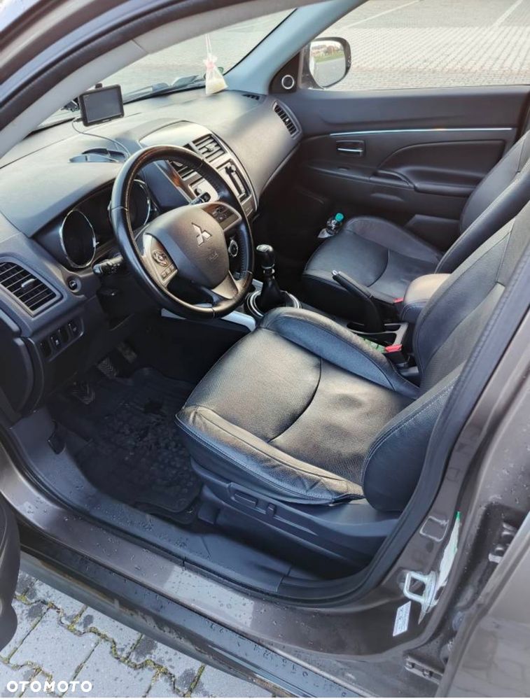 Mitsubishi ASX - 11
