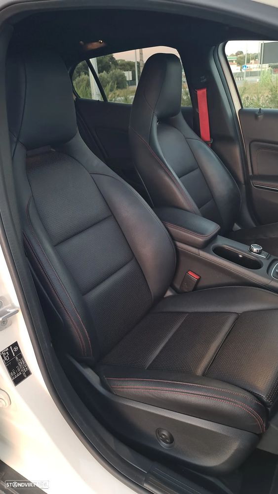 Mercedes-Benz GLA 45 AMG 4-Matic - 15