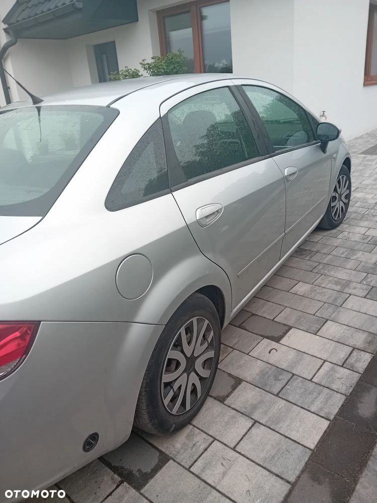 Fiat Linea 1.4 T-Jet 16V Dynamic - 1