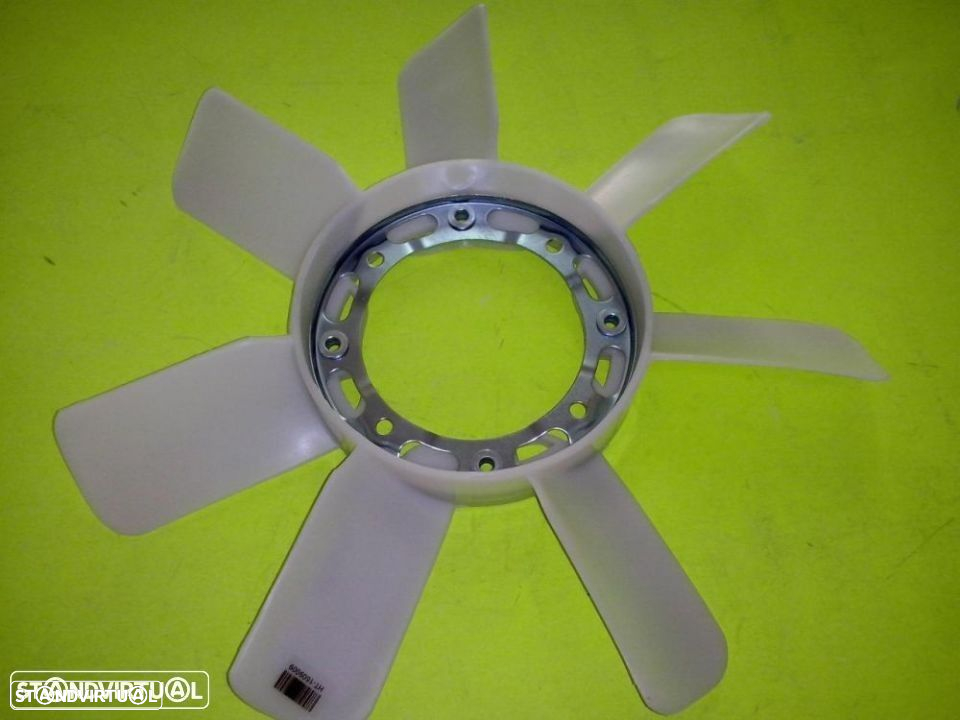 Pá de ventoinha Toyota Hilux Hiace 2.4d (nova) - 2
