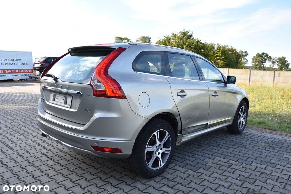 Volvo XC 60 D4 Summum - 6