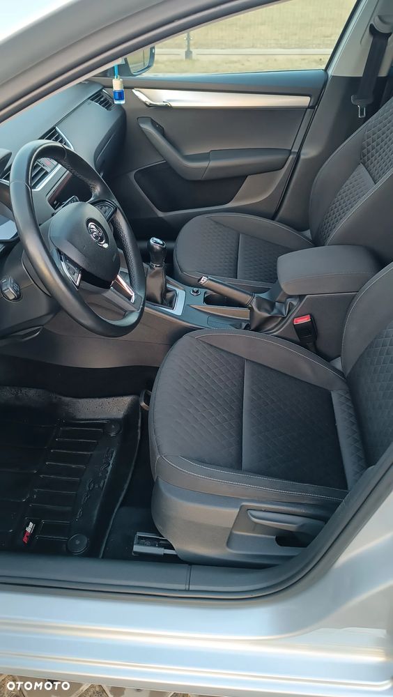Skoda Octavia 2.0 TDI Ambition EU6 - 15