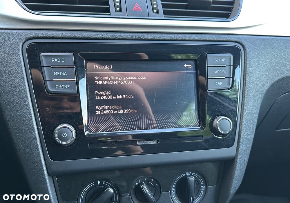 Skoda RAPID 1.0 TSI Ambition - 19