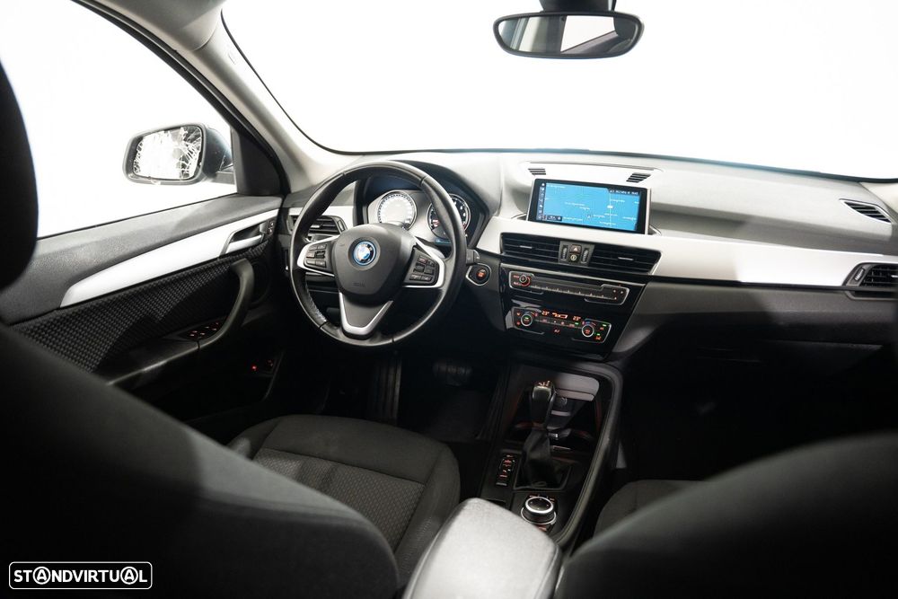 BMW X1 25 e xDrive Corporate Edition - 10