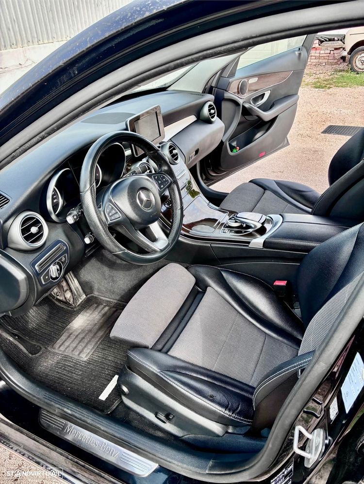 Mercedes-Benz C 220 d 4Matic Station 7G-TRONIC Exclusive - 12