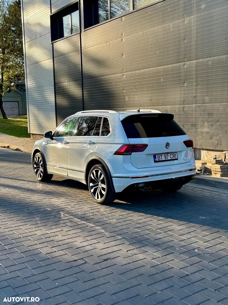 Volkswagen Tiguan - 12