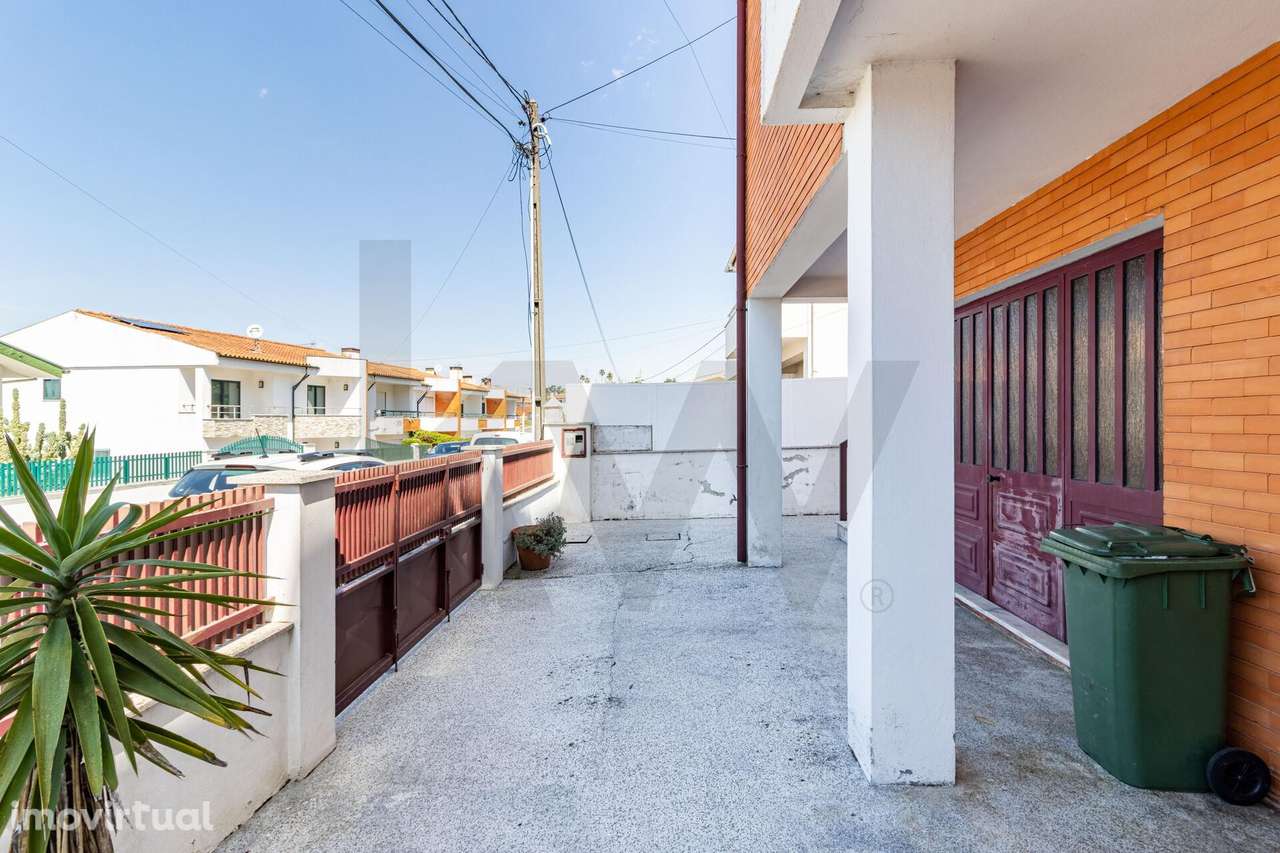 Moradia Geminada T3 em Mosteirô, Santa Maria da Feira - Grande imagem: 3/38