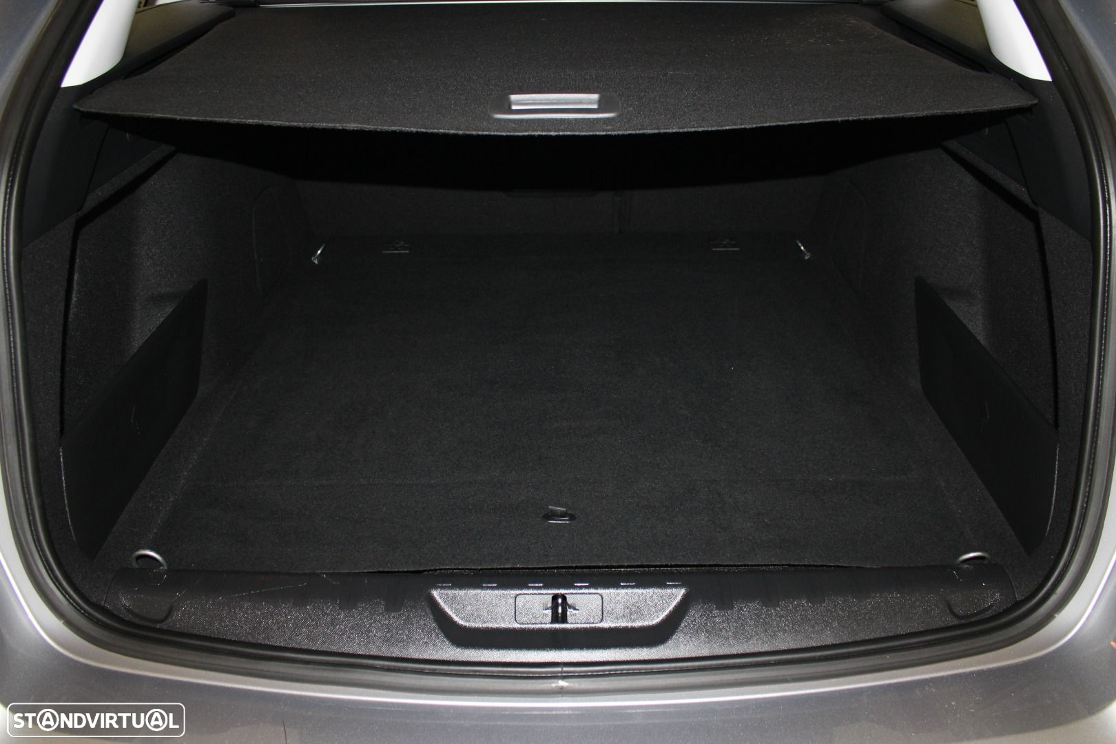 Peugeot 308 SW 1.5 BlueHDi Style - 11