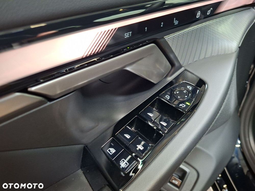 BMW Seria 5 - 24