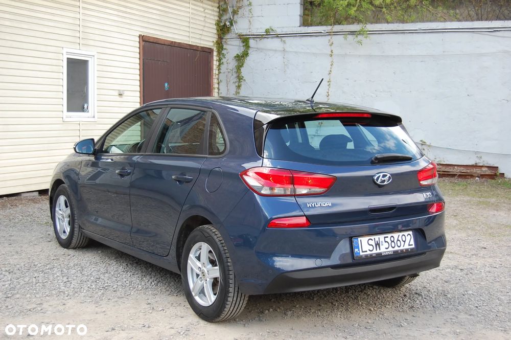 Hyundai i30 1.4 Trend - 17