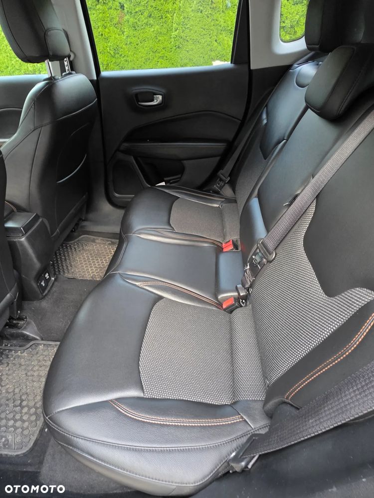 Jeep Compass 1.4 TMair Limited FWD S&S - 24