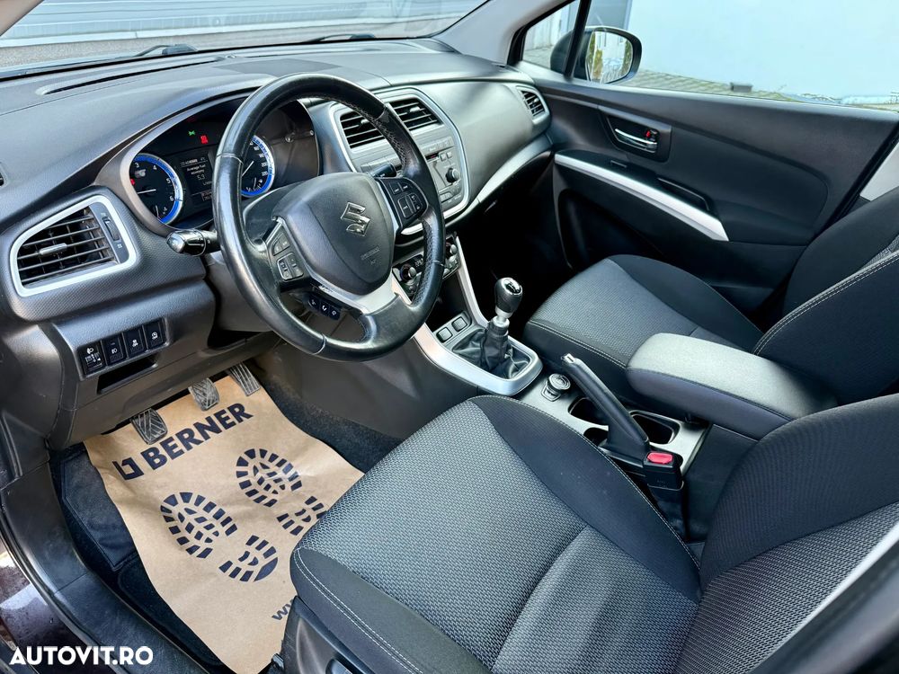 Suzuki S-Cross 1.6 DDIS Allgrip Comfort - 16