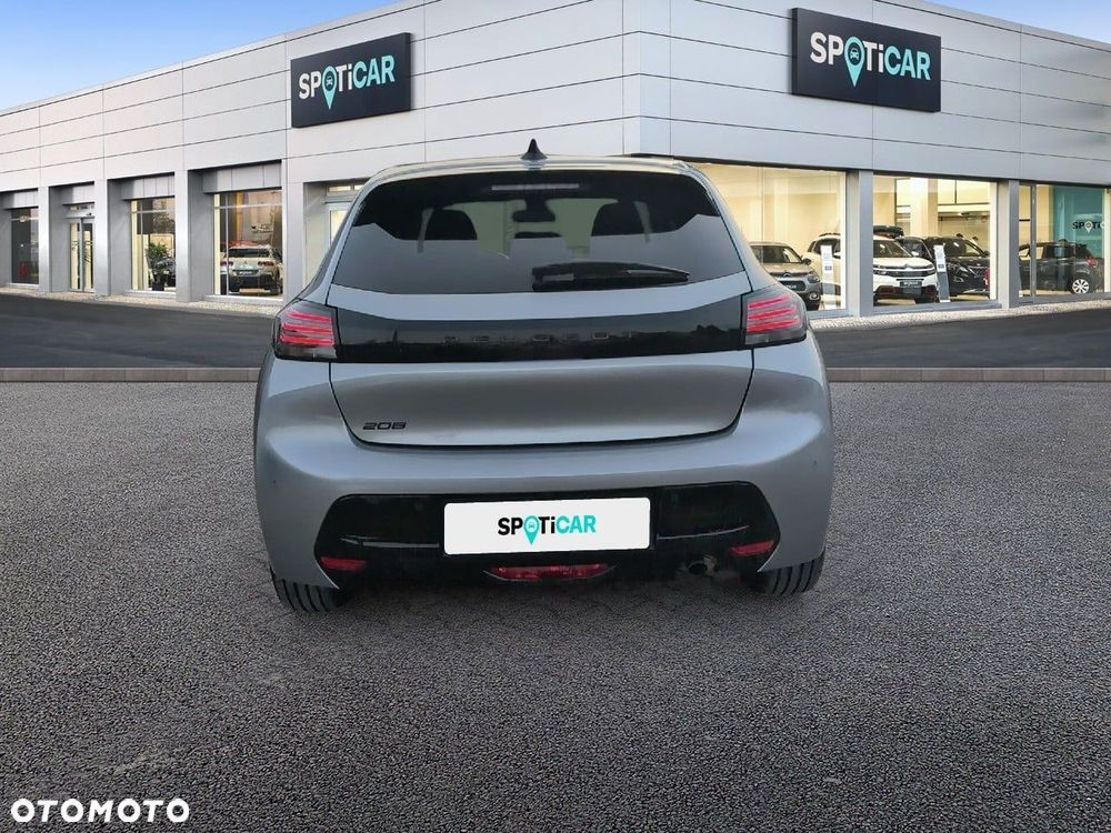 Peugeot 208 - 6