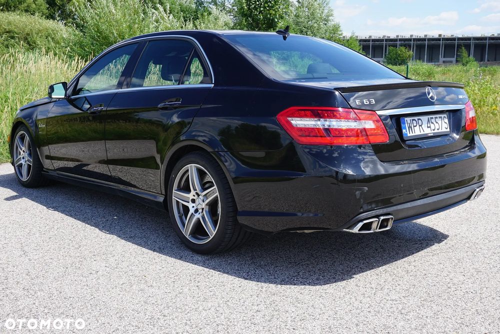Mercedes-Benz Klasa E 63 AMG - 7