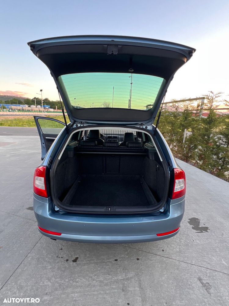SKODA Octavia 2010 — imagine 5