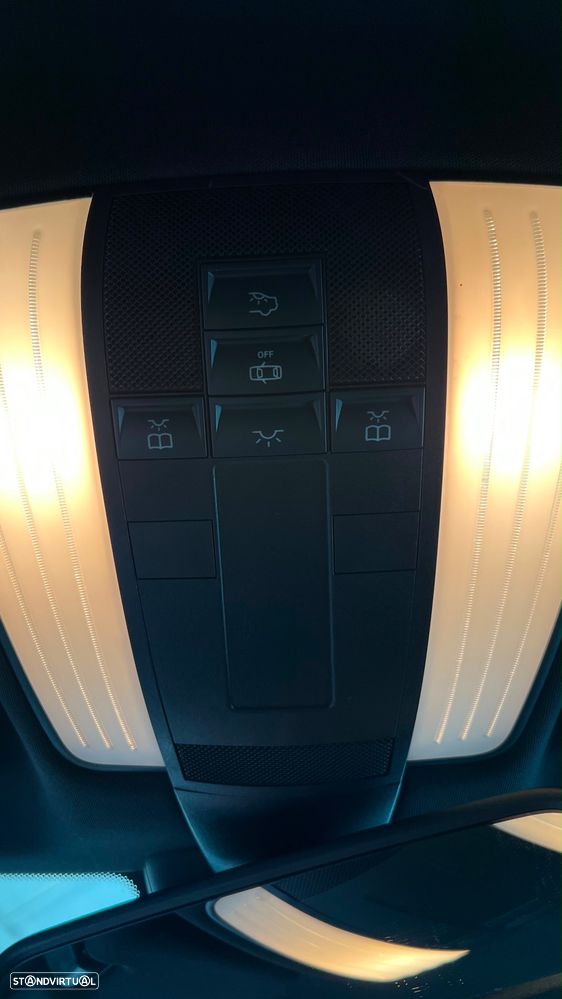 Mercedes-Benz E 300 Bluetec Hybrid Avantgarde - 17