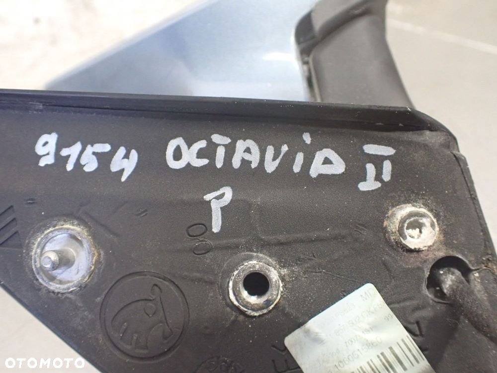LUSTERKO PRAWE ELEKTRYCZNE SKODA OCTAVIA II 1.6TDI LIFT - 9