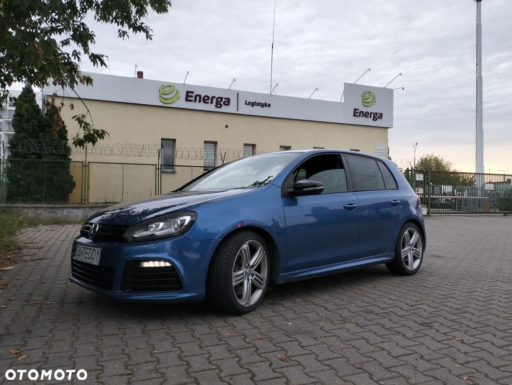 Volkswagen Golf - 2