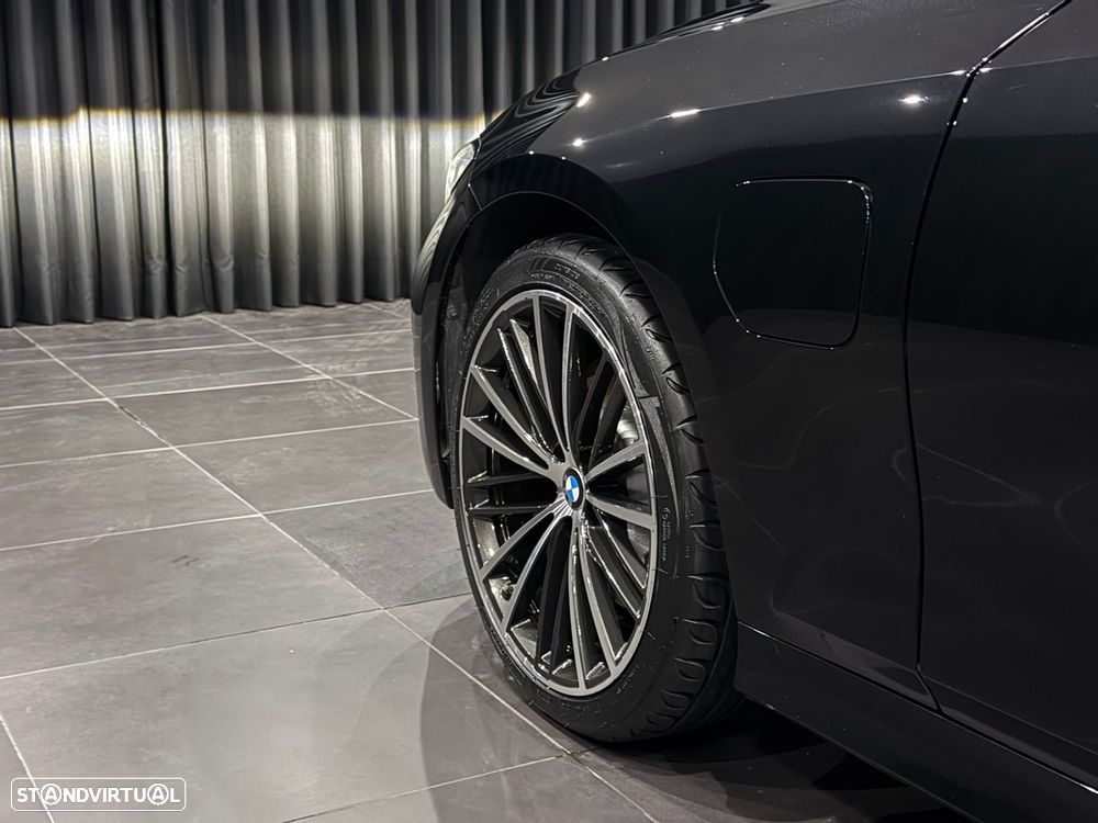 BMW 330 e Corporate Edition Auto - 12