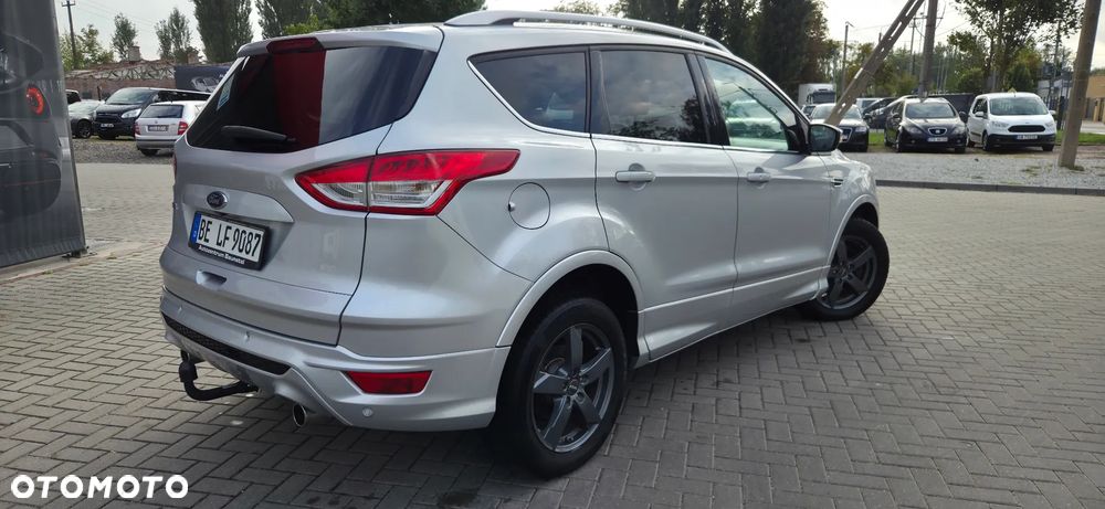Ford Kuga 2.0 TDCi 4x4 Titanium - 12