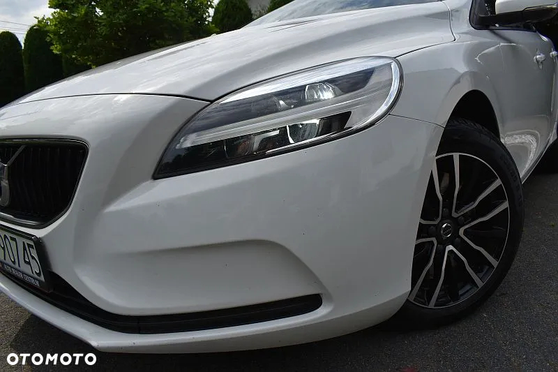 Volvo V40 T2 Geartronic Summum - 30