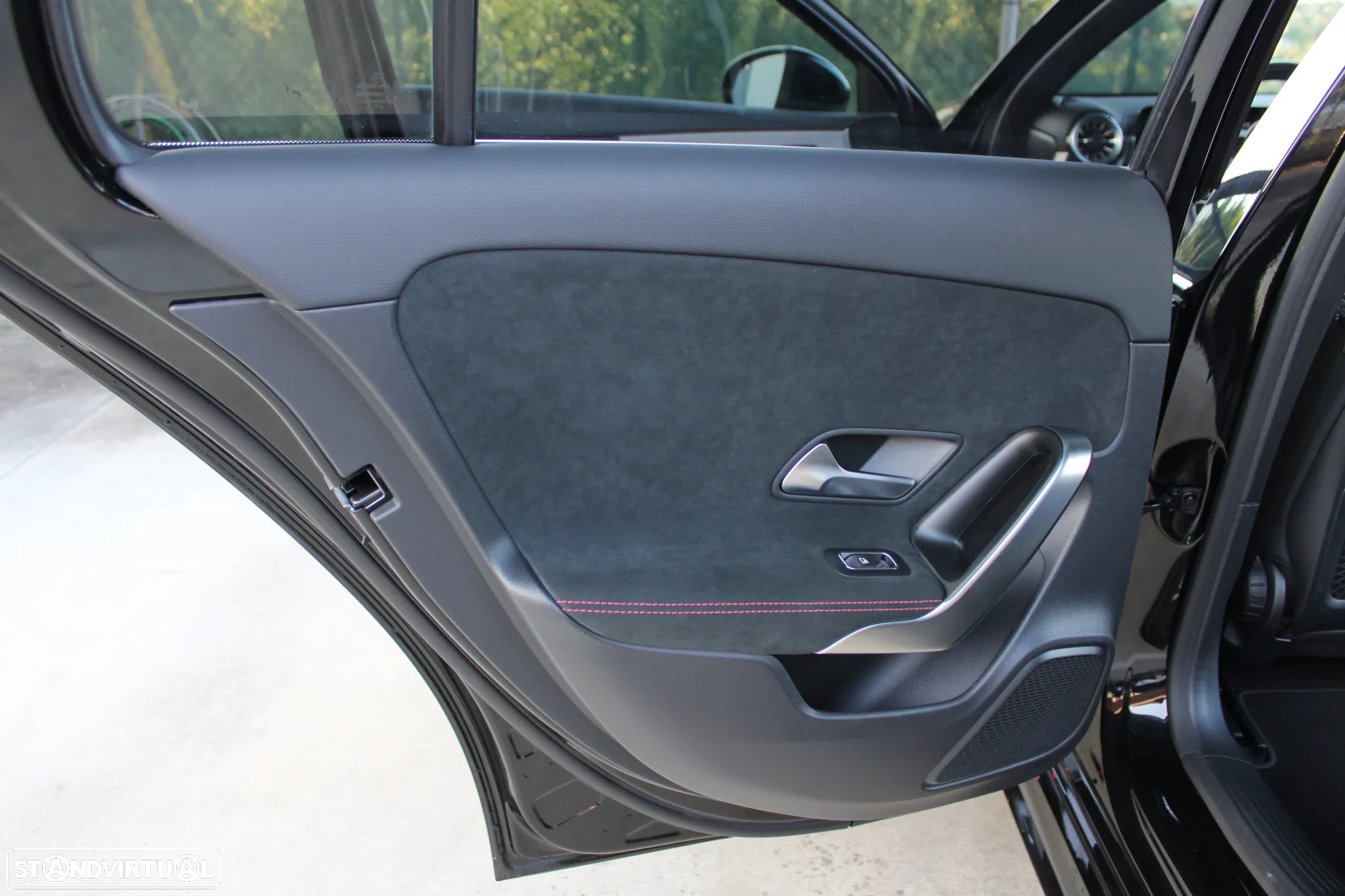 Mercedes-Benz A 200 AMG Line Aut. - 41
