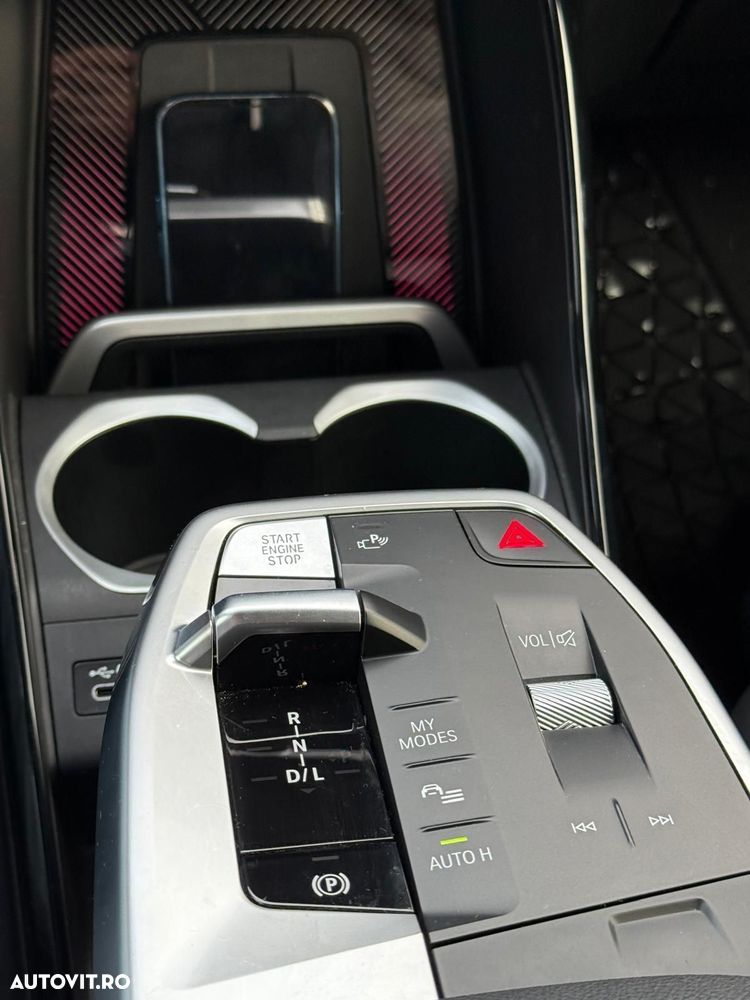 BMW X1 sDrive18d AT - 36