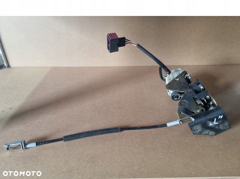 ZAMEK DRZWI SIŁOWNIK CENTRALNEGO LEWY KIEROWCY DAF 45 55 LF EURO 5 , EURO 6 - 2