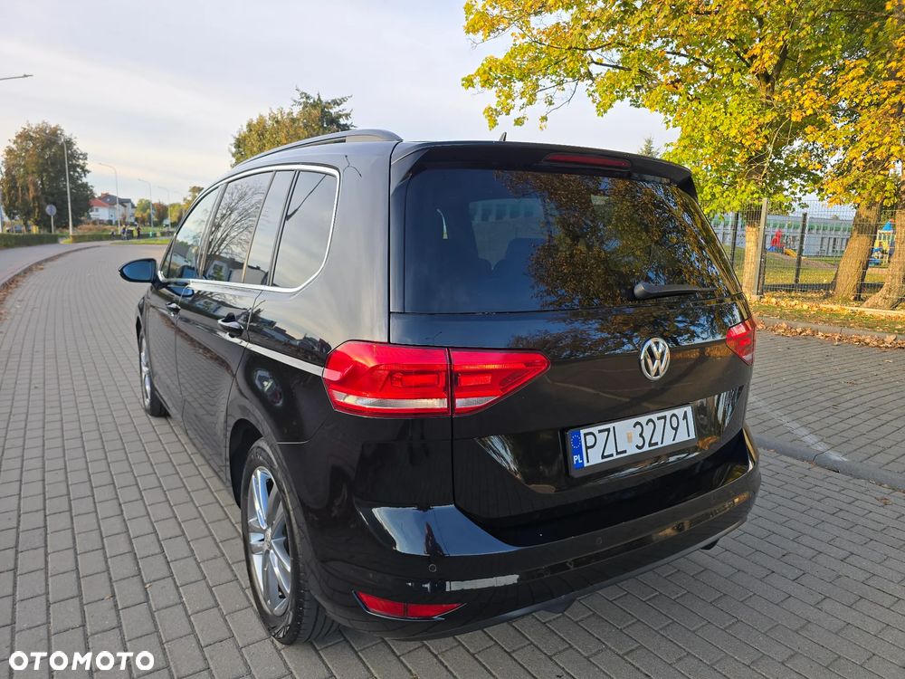 Volkswagen Touran - 3