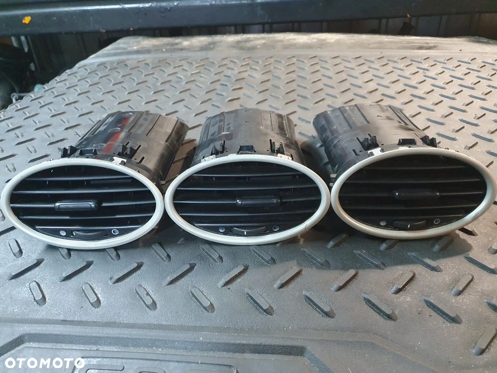 FORD FOCUS MK2 KRATKI NAWIEWU WLOTY POWIETRZA 4M51-A014L21 POSIADAM 7 SZT - 1