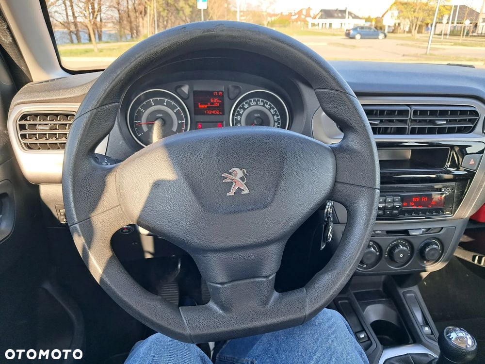 Peugeot 301 1.6 VTi Active - 29