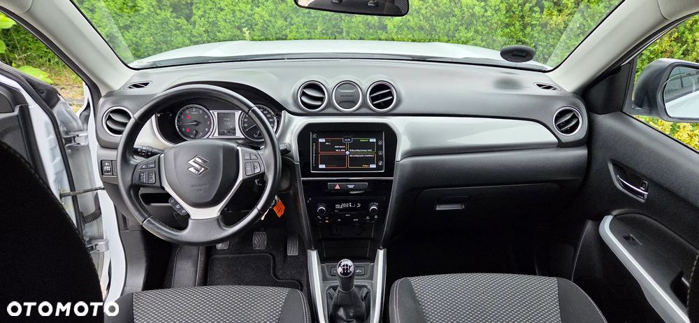 Suzuki Vitara 1.6 (4x2) Comfort+ - 16