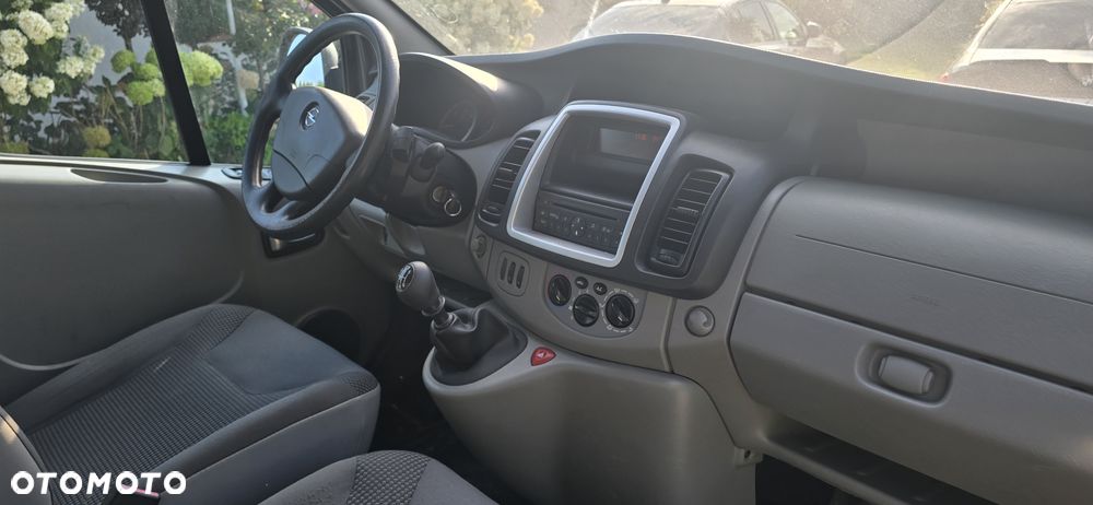 Opel Vivaro L2H1 - 12