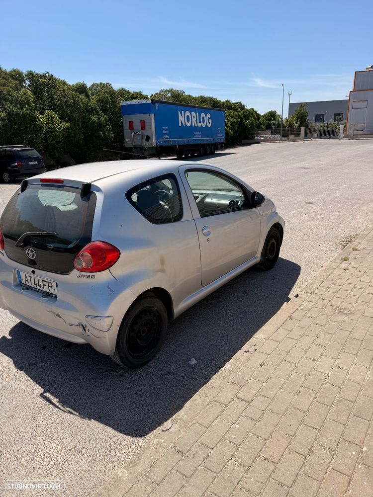 Toyota Aygo 1.0 - 3