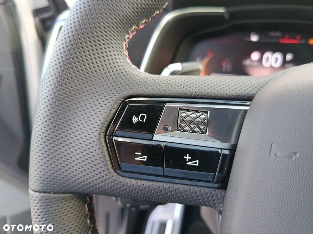 DS Automobiles DS 7 Crossback - 16
