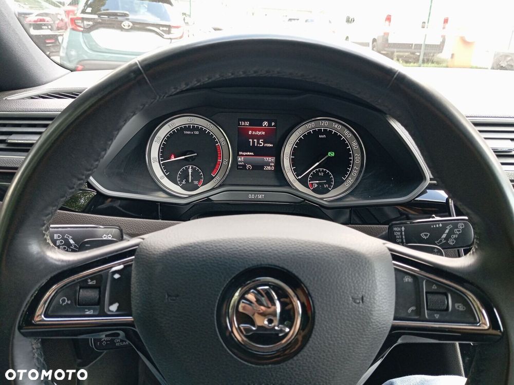 Skoda Superb 2.0 TSI 4x4 L&K DSG - 14