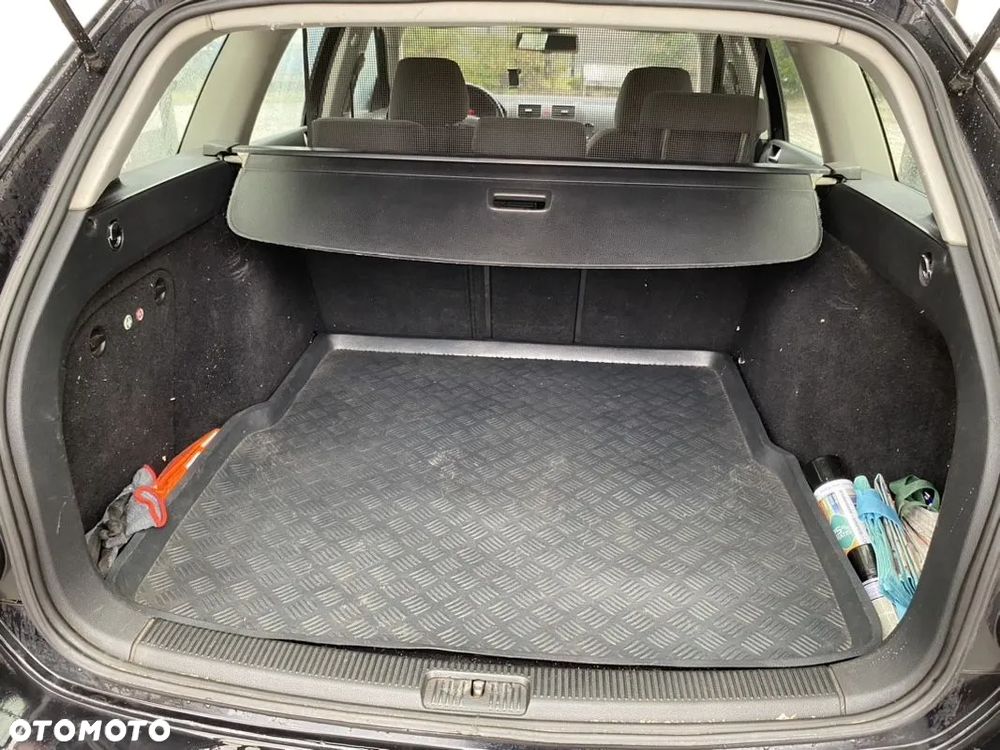 Volkswagen Golf 1.9 TDI DSG GT Sport - 18