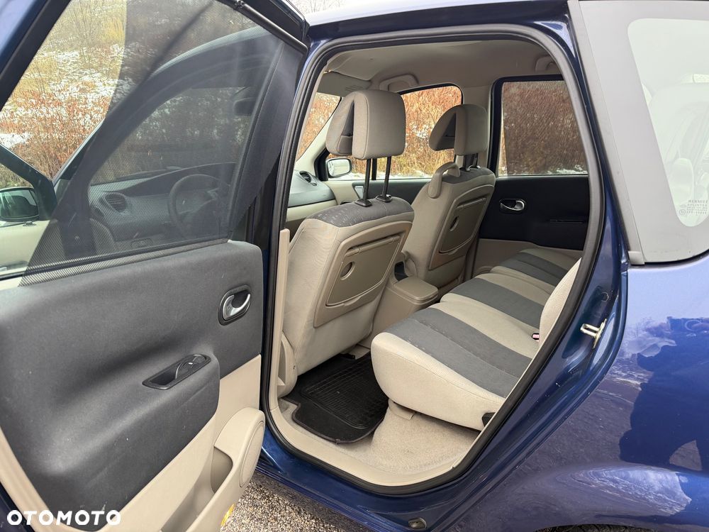 Renault Scenic 1.6 Pack Authentique - 21