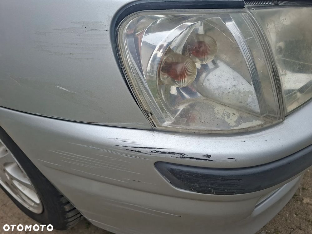 Mitsubishi Space Star - 10