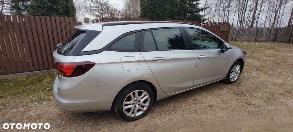 Opel Astra 1.6 CDTI Enjoy - 9