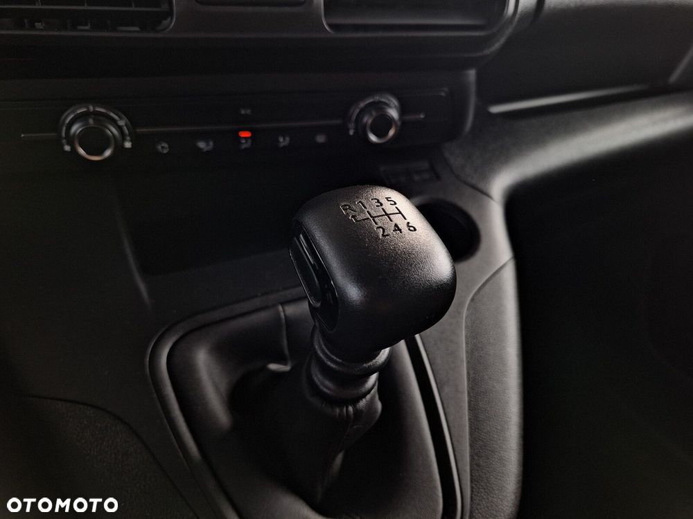 Toyota Proace City D-4D Long 2,3t Active (bryg.) - 30