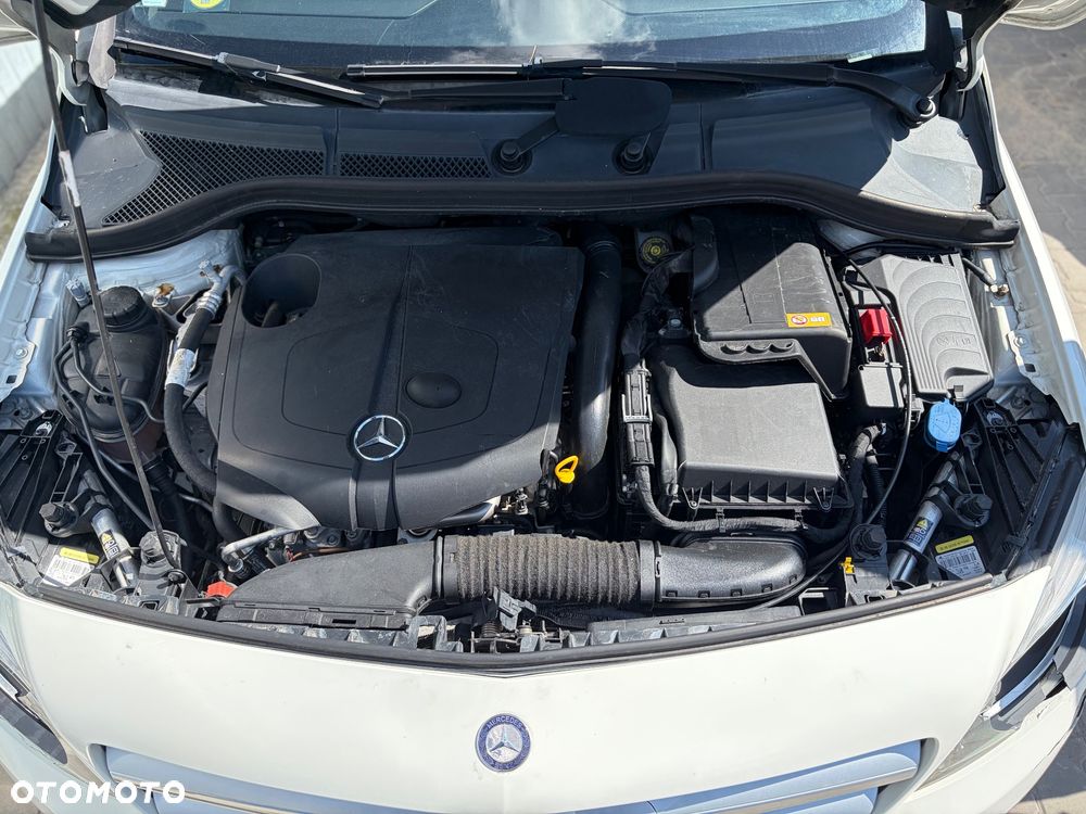 Mercedes-Benz Klasa B 180 CDI (BlueEFFICIENCY) 7G-DCT - 16