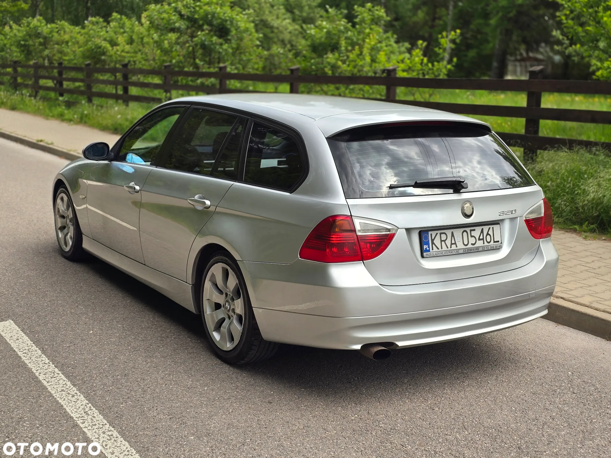 BMW Seria 3 320d Touring Efficient Dynamics Edition - 17