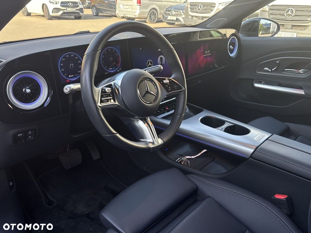 Mercedes-Benz CLA - 16