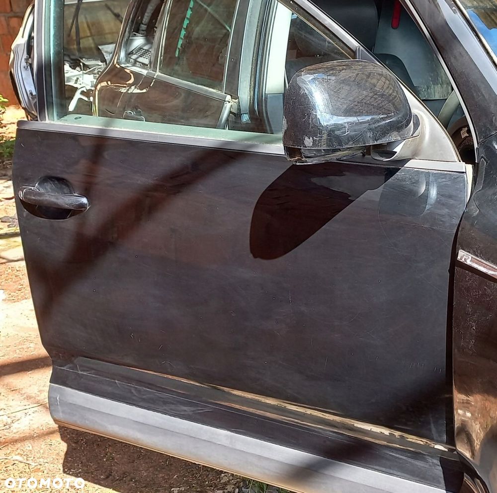 DRZWI PRZEDNIE PRAWE VOLKSWAGEN TOUAREG I