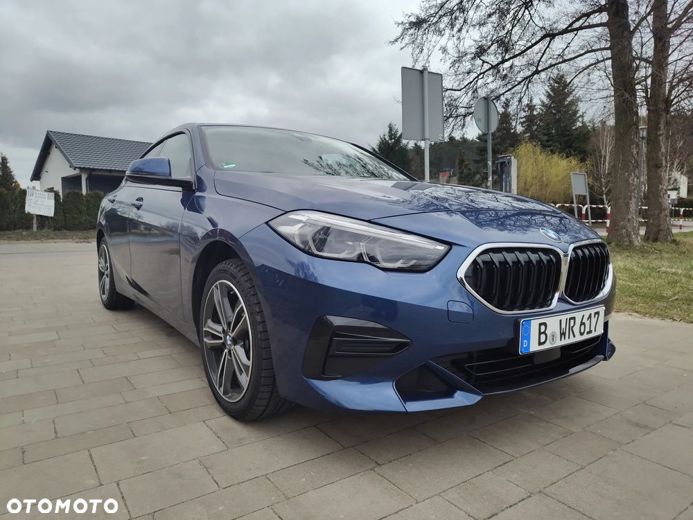 BMW Seria 2 218d Sport-Aut Sport Line - 27