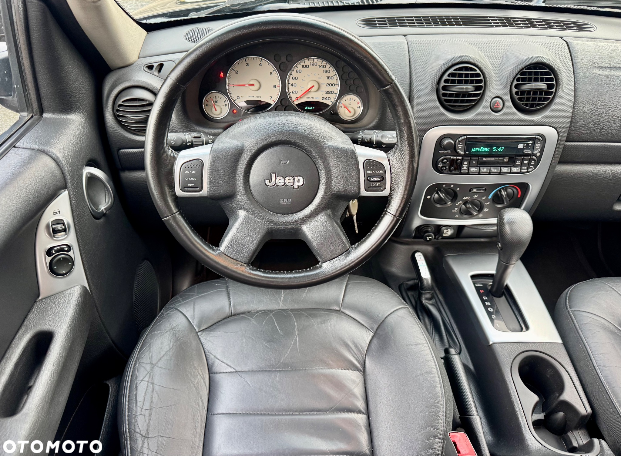 Jeep Cherokee 3.7L Limited - 14