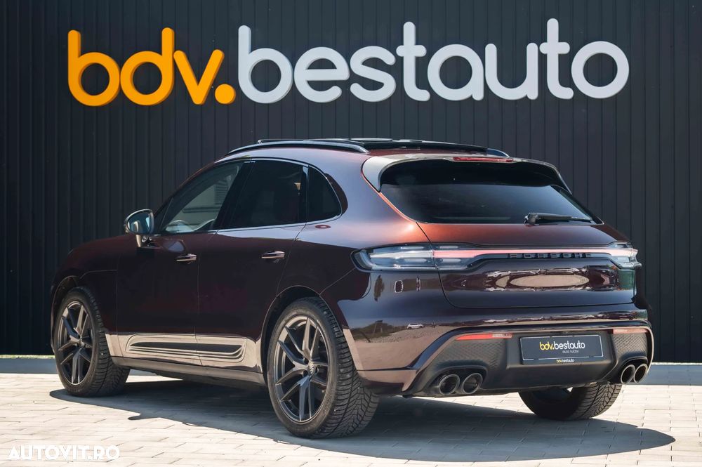 Porsche Macan T - 37