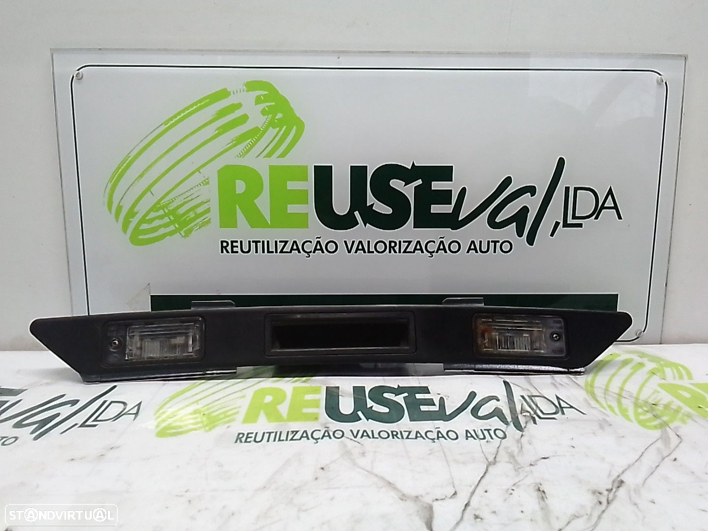 Embelezador Tampa Mala/Farolim Matricula Audi A6 Avant (4F5, C6) - 4