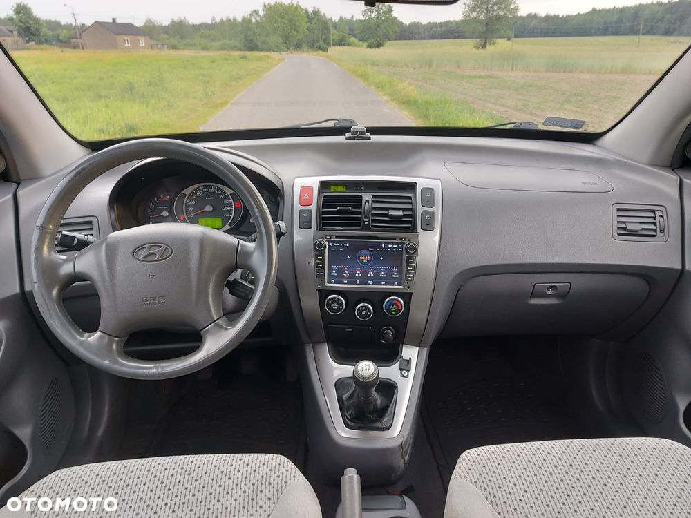 Hyundai Tucson 2.0 CRDi Active - 26